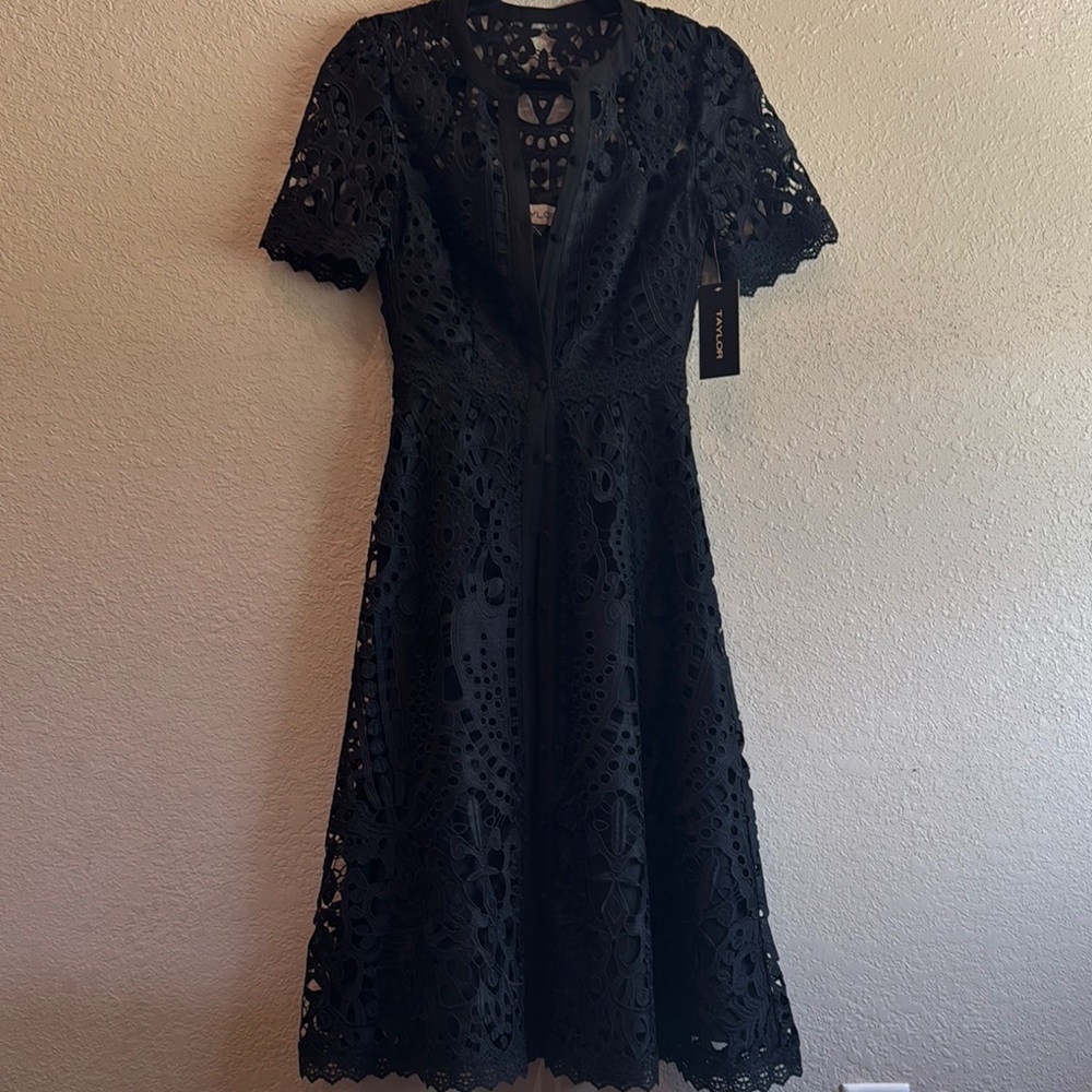 Elegant Black Lace Dress
